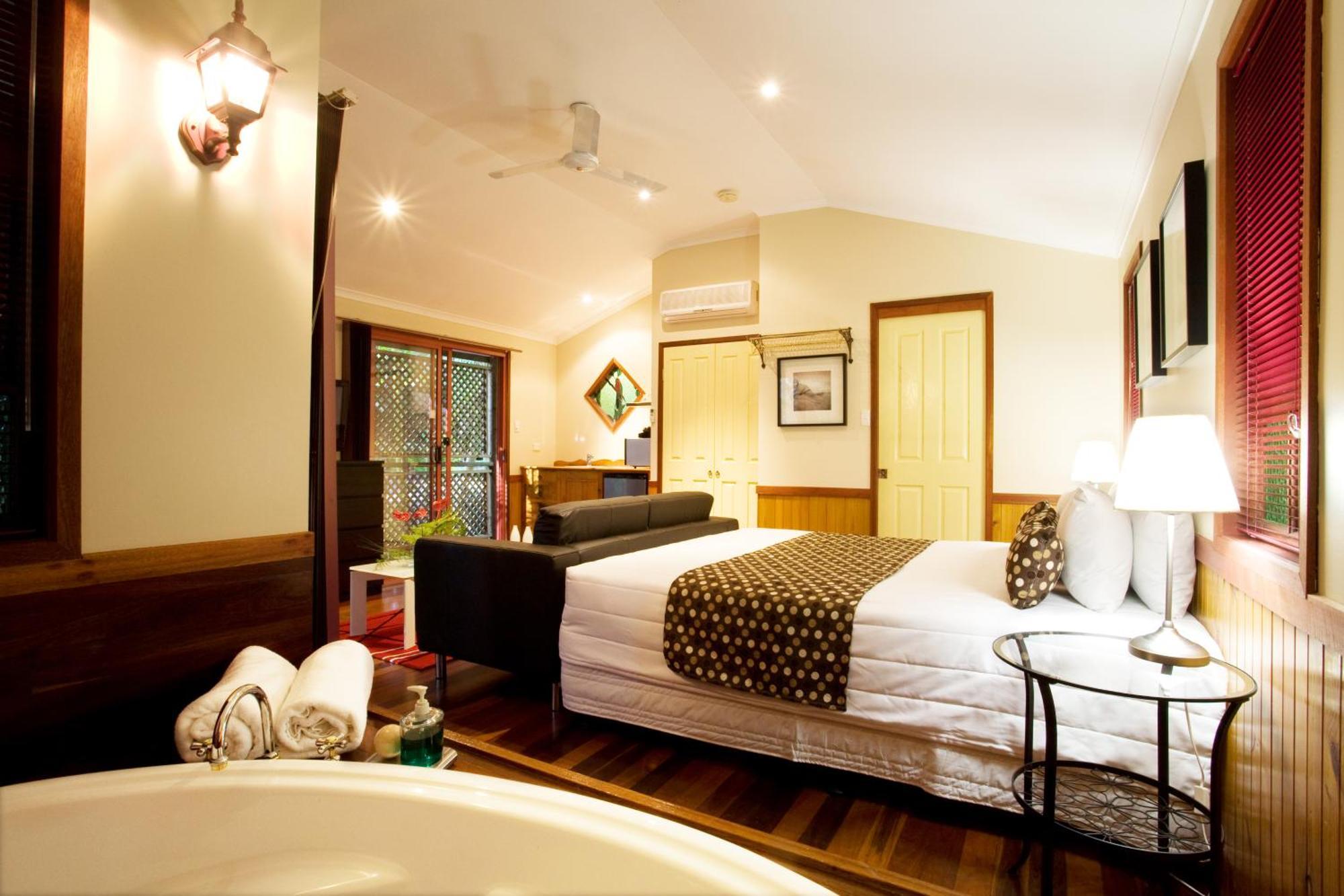 Amore On Buderim Rainforest Cabins Sunshine Coast Екстериор снимка